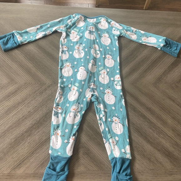 6-12 blue snowman little sleepies - Picture 2 of 3